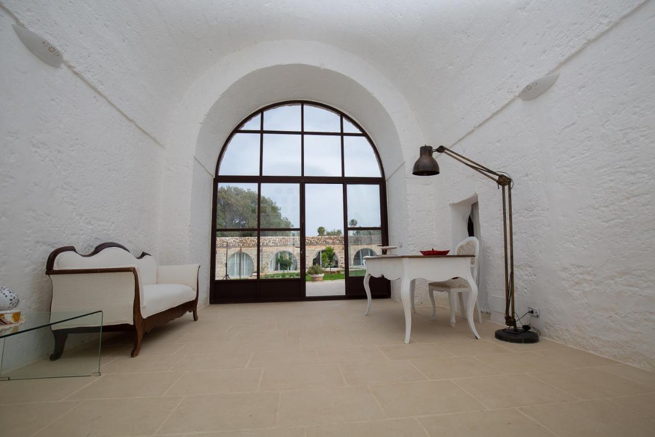 Masseria Violante Boutique Hotel Руфано Екстериор снимка