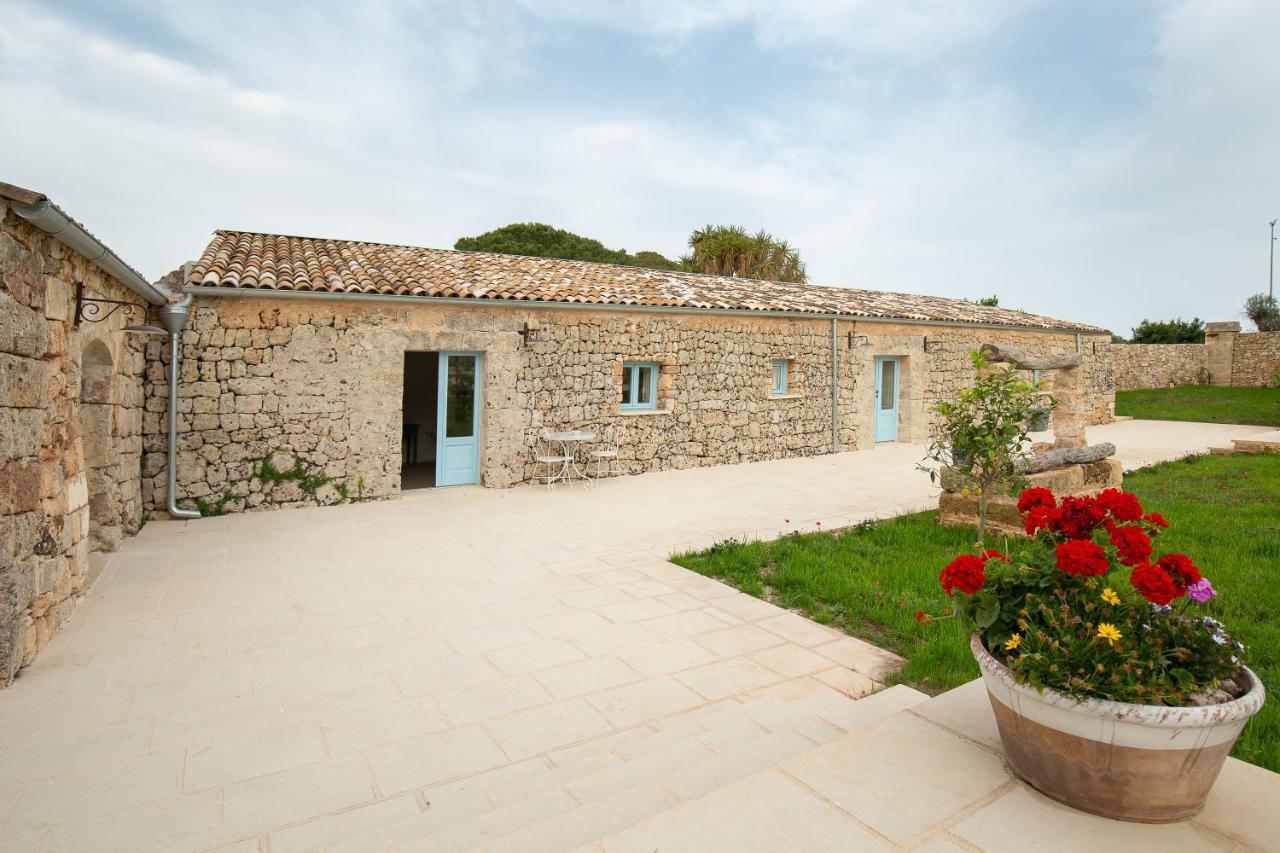 Masseria Violante Boutique Hotel Руфано Екстериор снимка