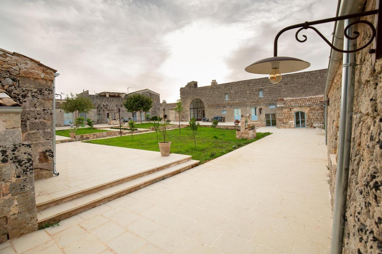 Masseria Violante Boutique Hotel Руфано Екстериор снимка