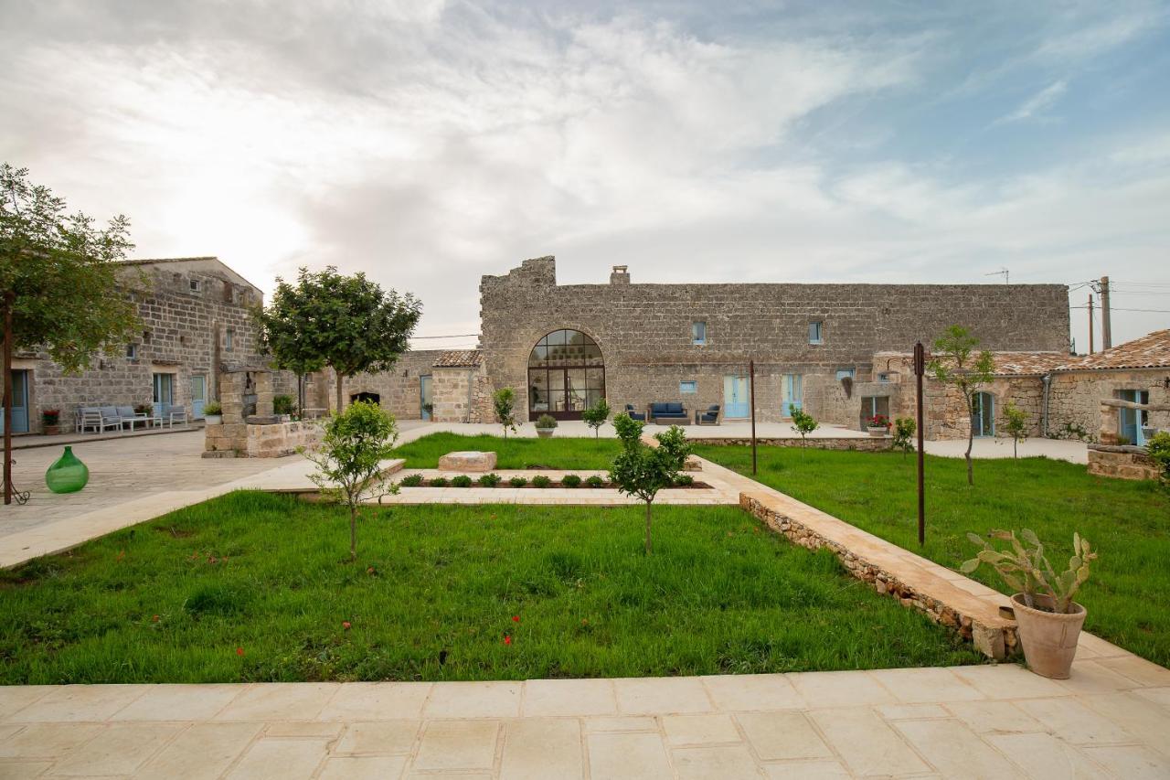 Masseria Violante Boutique Hotel Руфано Екстериор снимка