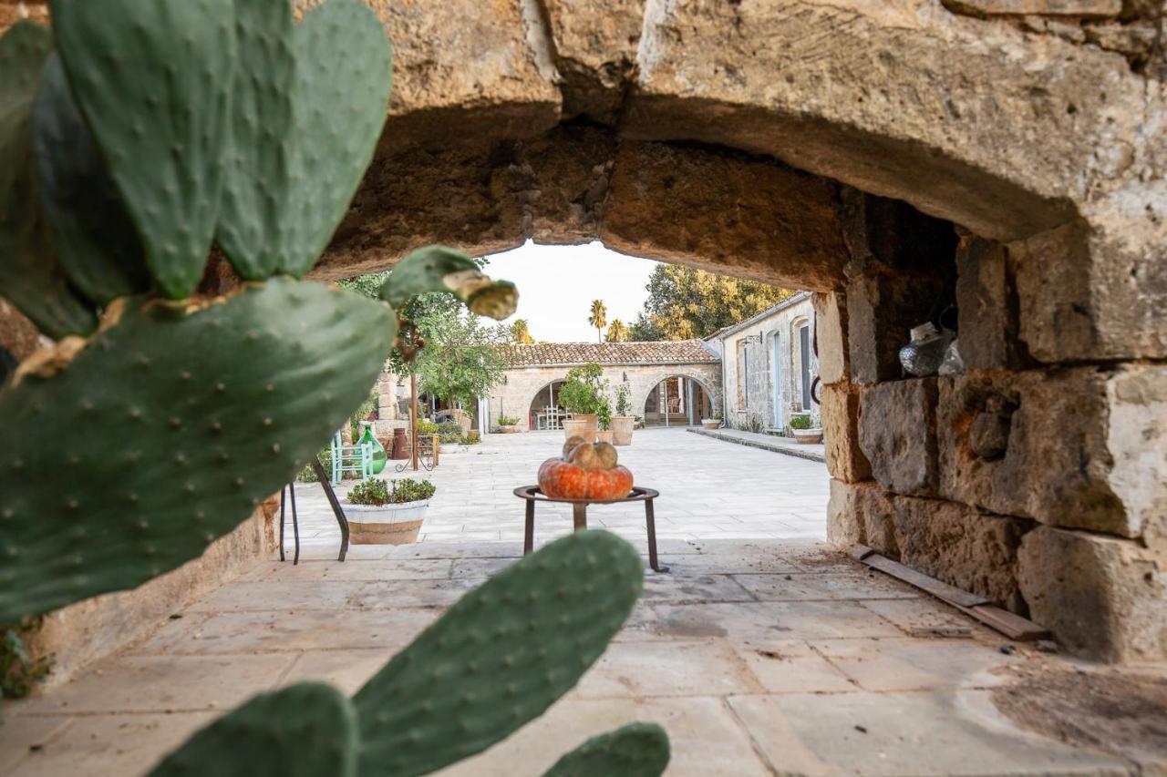Masseria Violante Boutique Hotel Руфано Екстериор снимка